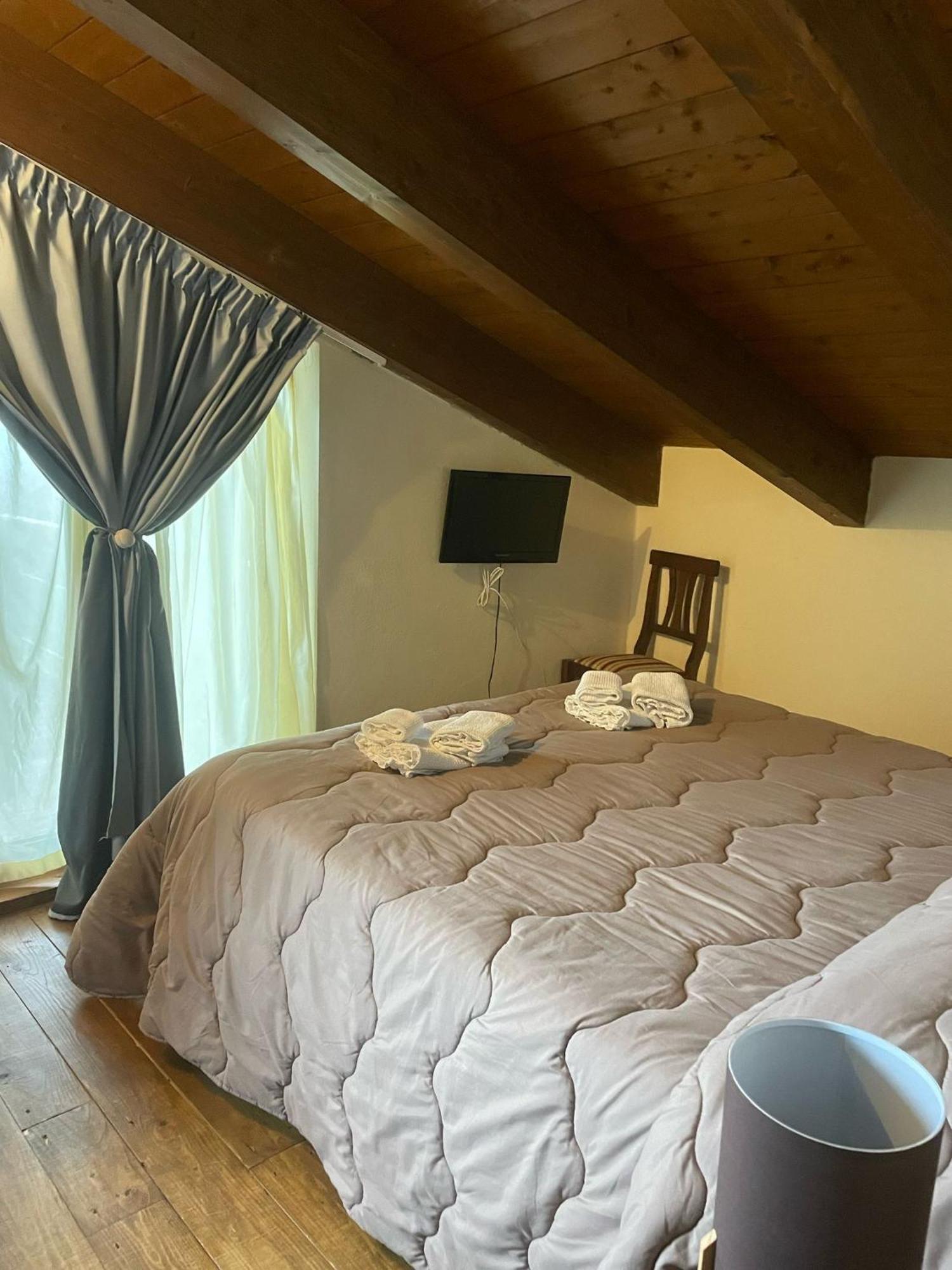 La Locanda Del Poeta Acri Exterior foto